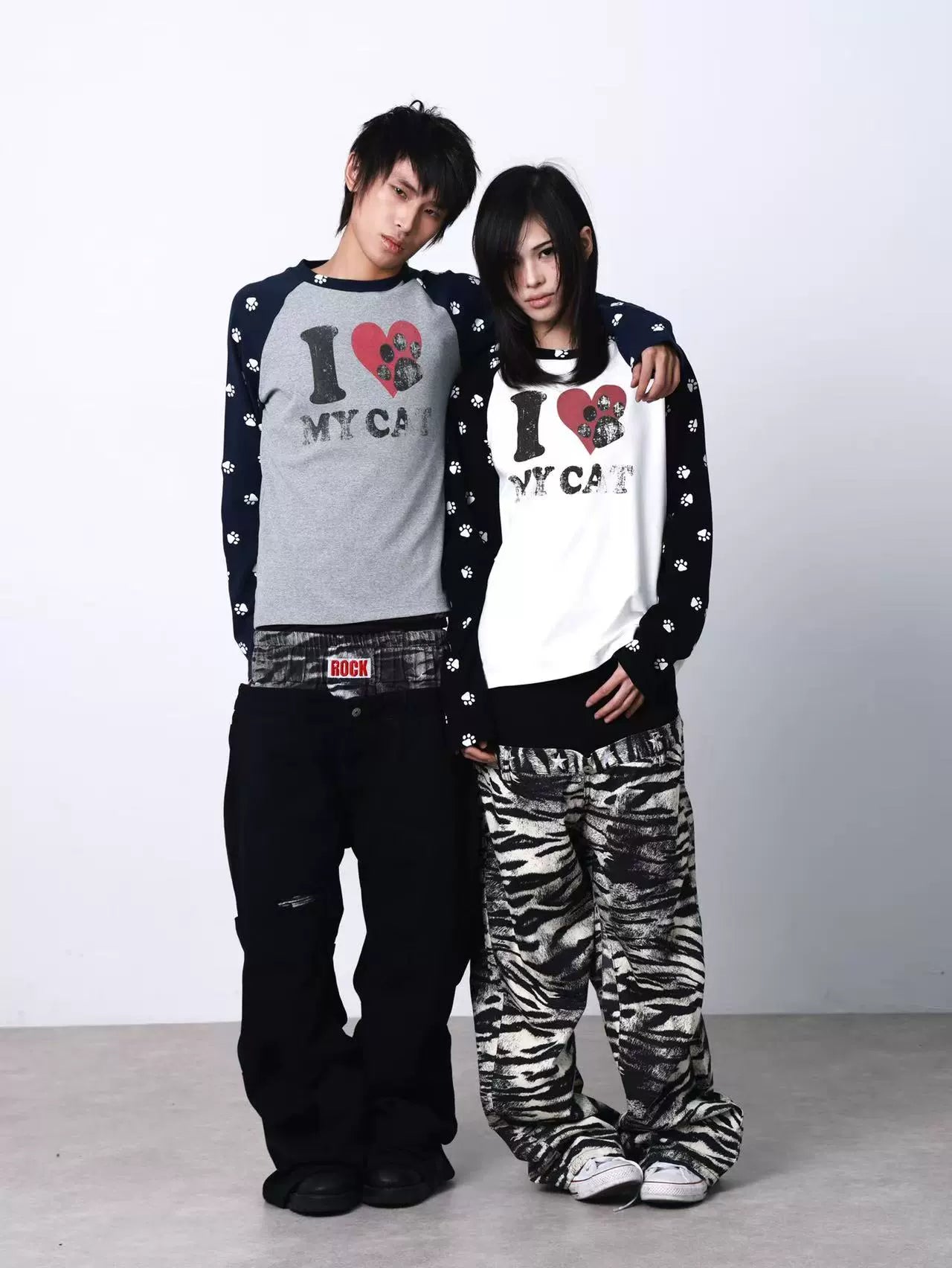 DETW Love Cat Print Splicing Round Neck Long Sleeve