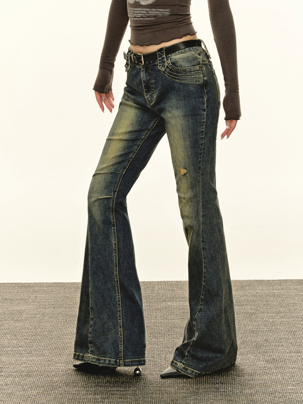Ariseism Vintage Design Micro-flared Jeans