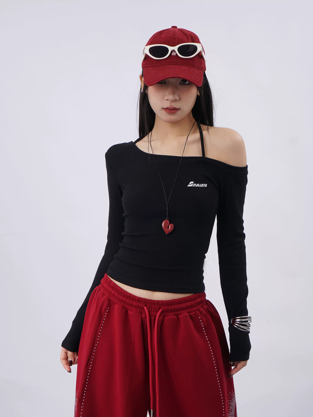 SAMUSAN Letter Embroidered Slanted Shoulder Long Sleeve
