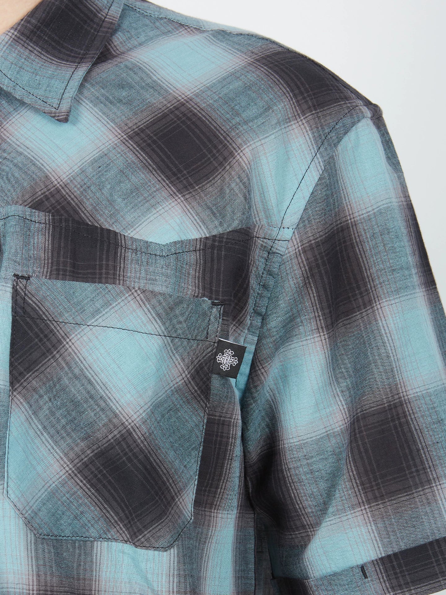 Remedy Loose Plaid Short Sleeve Shirt
