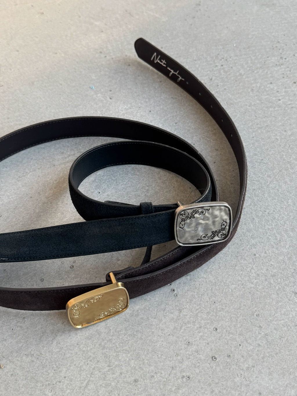 NOT UGLY Anti-Cashmere Electroplated Vine Relief Two-Tone Cowhide Belt