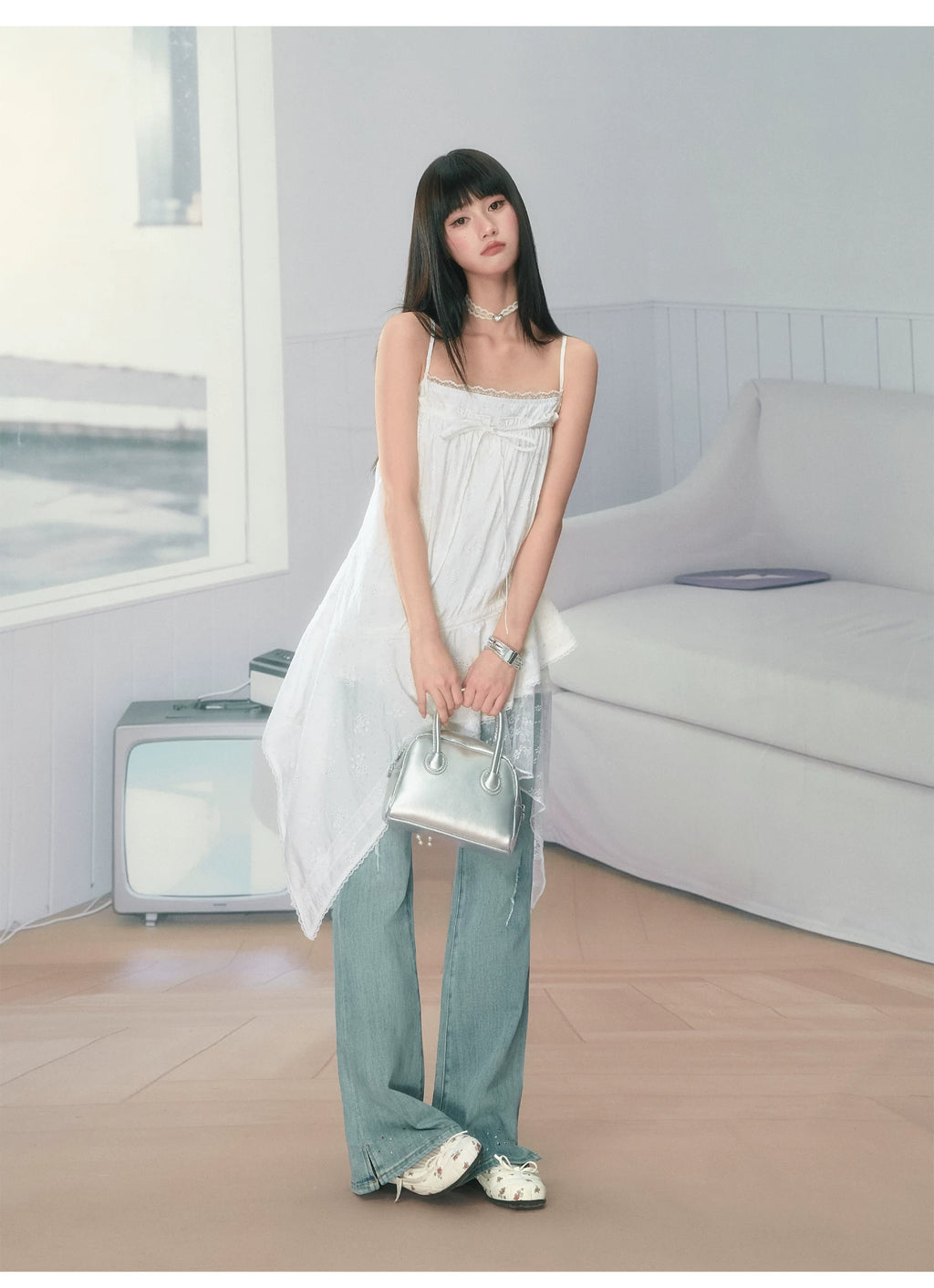 Ablueberry Floral Irregular Lace Suspender Skirt