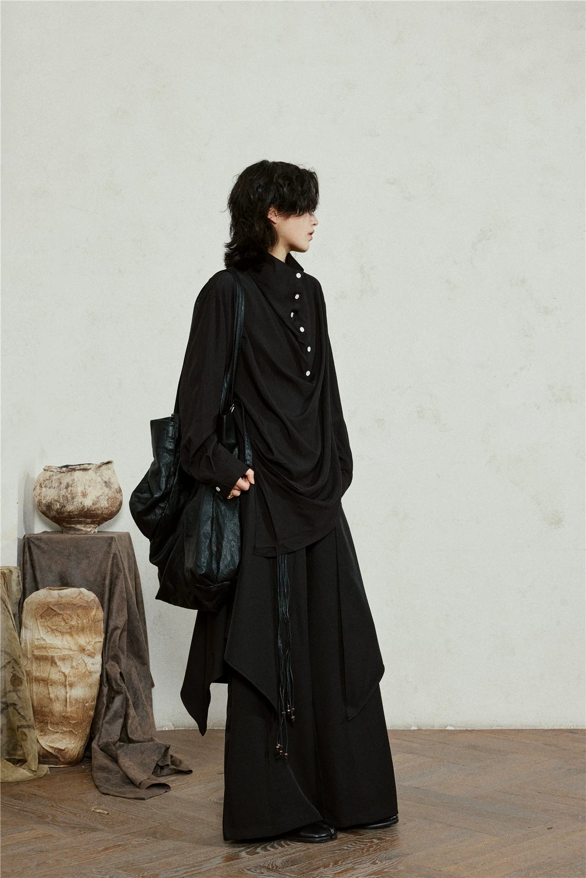 SUNYVONNE Irregular Bevelled Edge Loose Long-sleeved Shirt