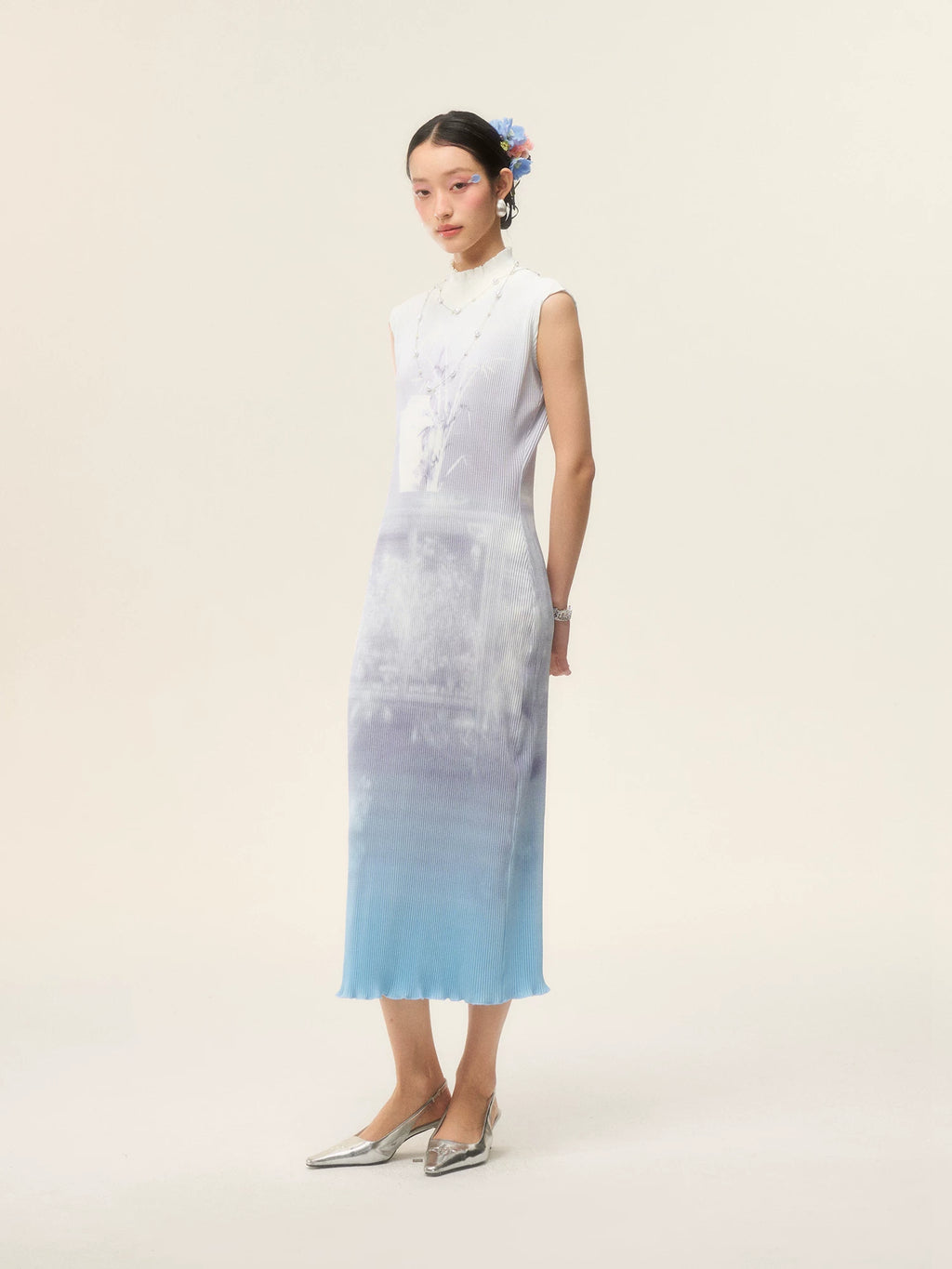 LOUMUTAKU Pleated Vase Gradual Change Sleeveless Dress