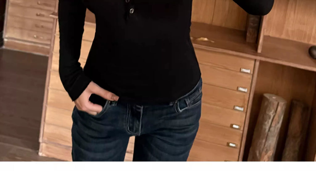 Audwyn V-neck Button Slim-fit Slim-looking Knitted Long Sleeves