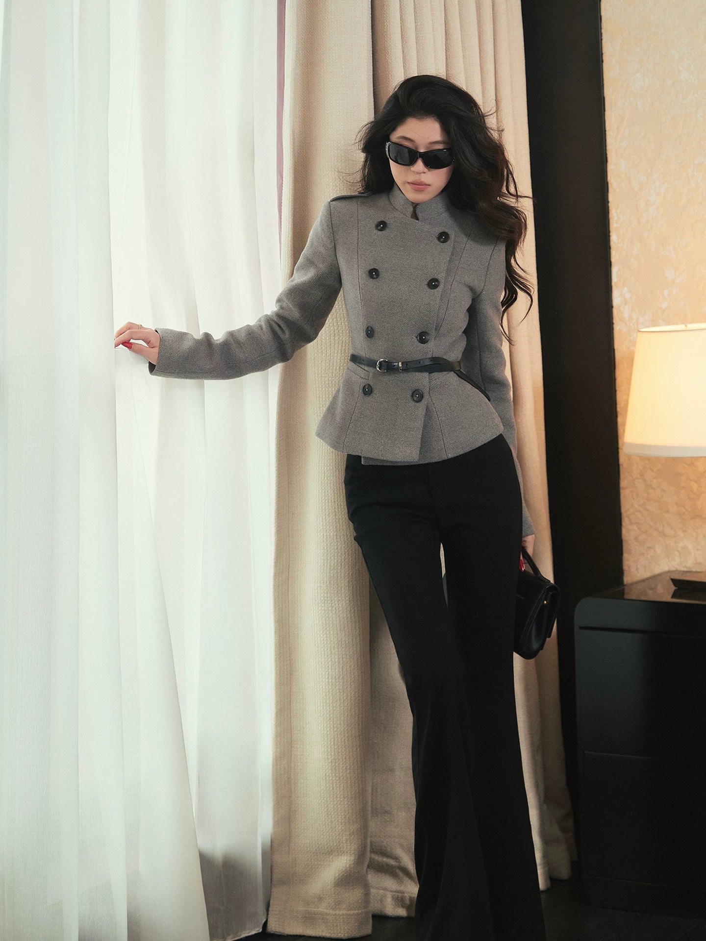 LLROGE Versatile Slim-fitting Gray Stand-up Collar Cropped Woolen Jacket