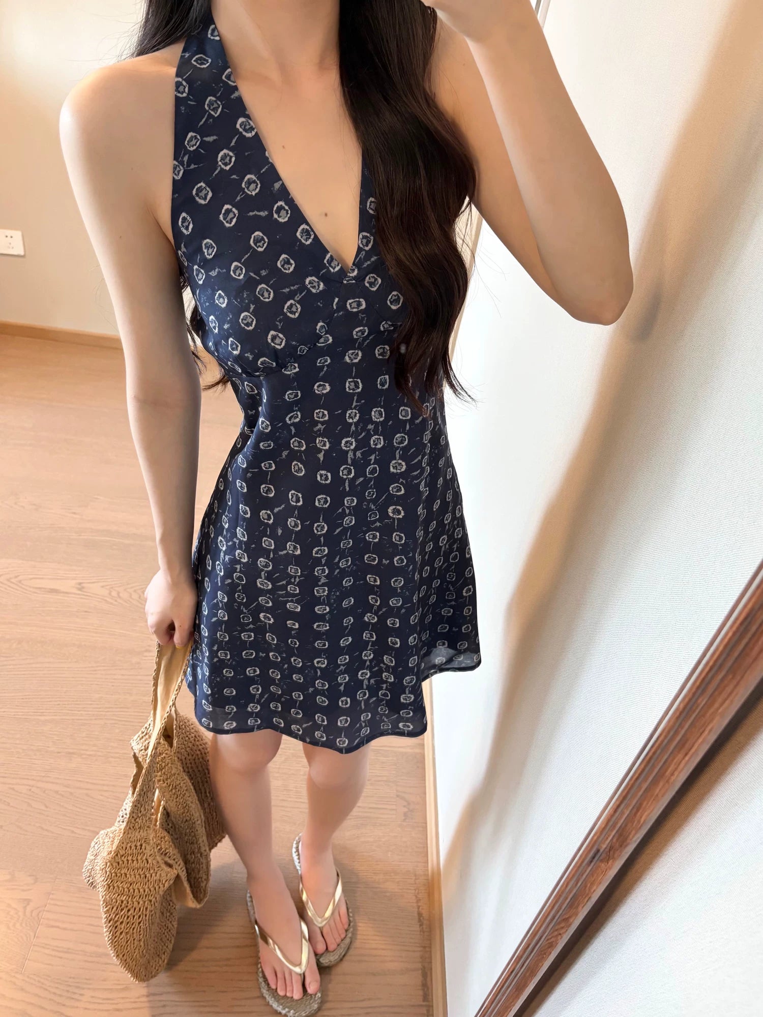 Cantonstory Neck and Waist Floral Dress