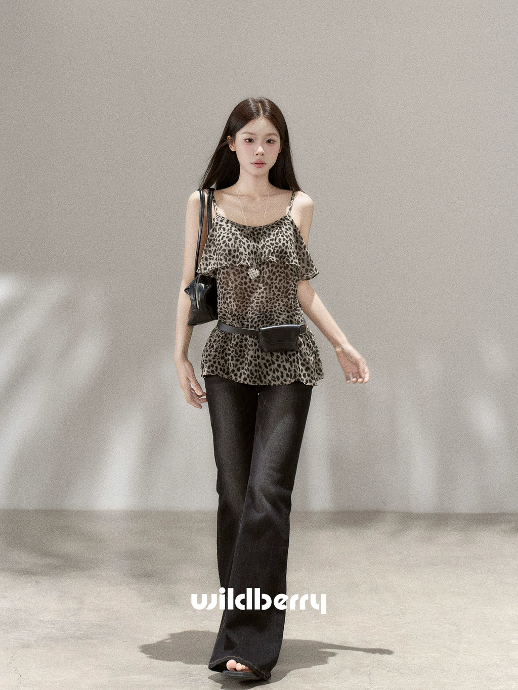 Wildberry Vintage High Waist Versatile Pull Jeans