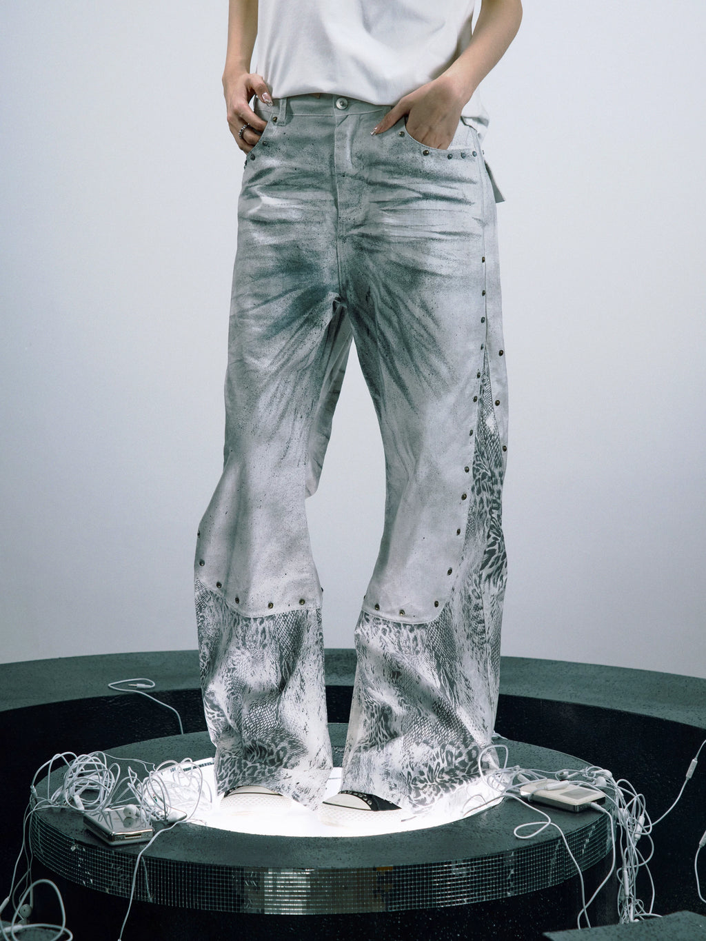 PAIKI Straight Leopard Print Versatile Jeans