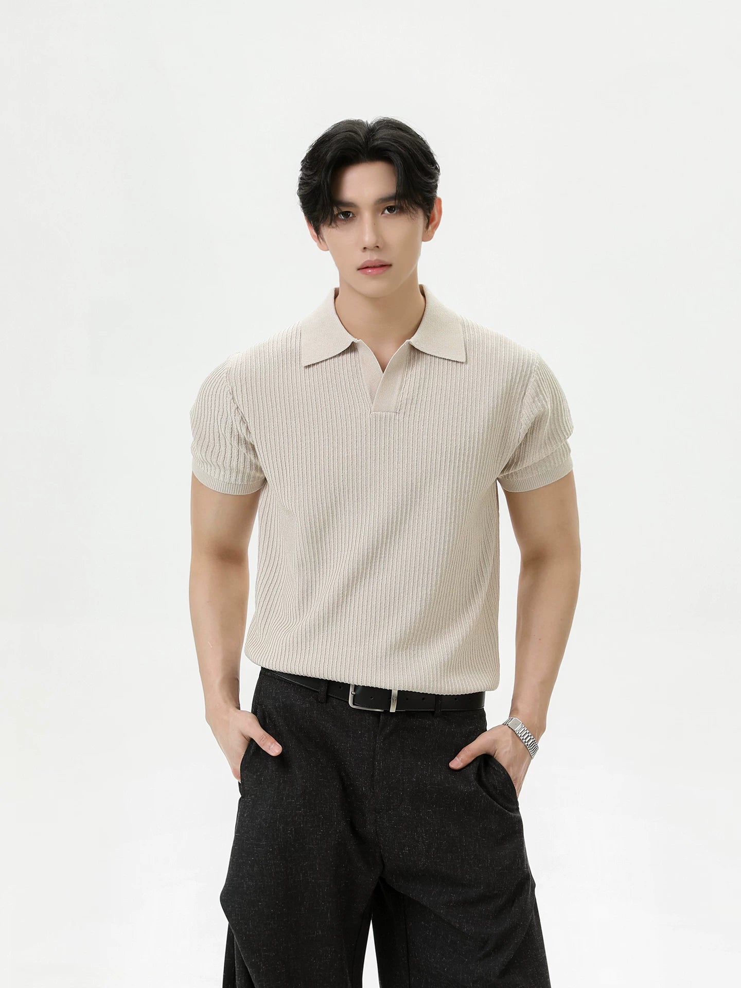 TURNTIDE V-neck Cold Silk Knitted Tee