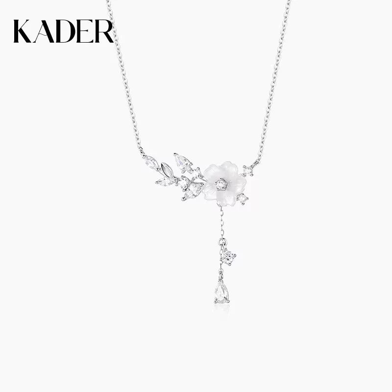 KADER Camellia Niche Necklace