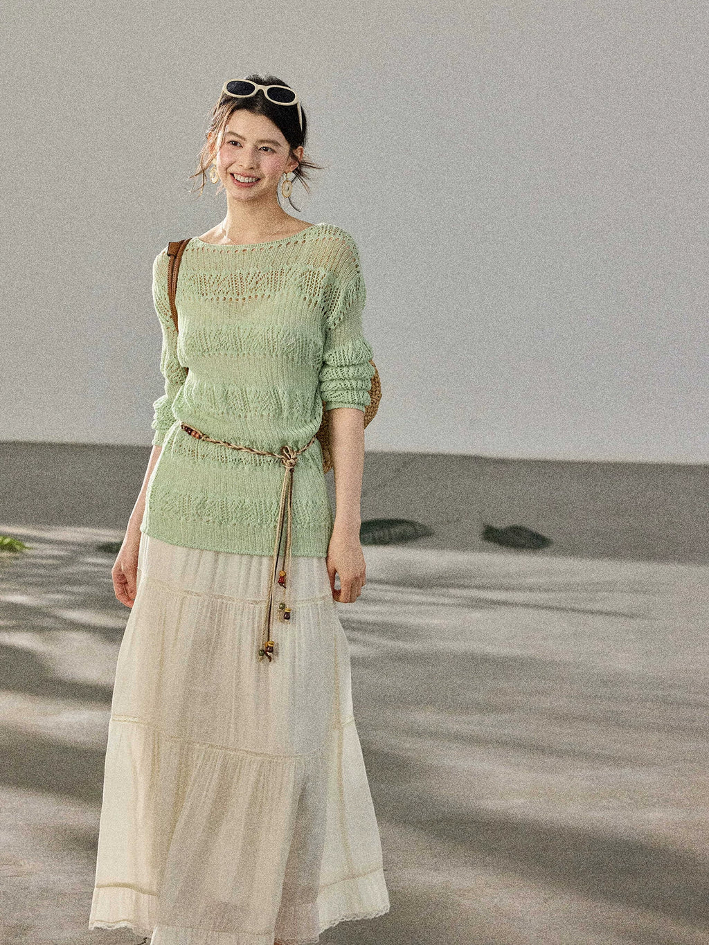 TYANG Round Neck Hollow Light and Loose Long Sleeves
