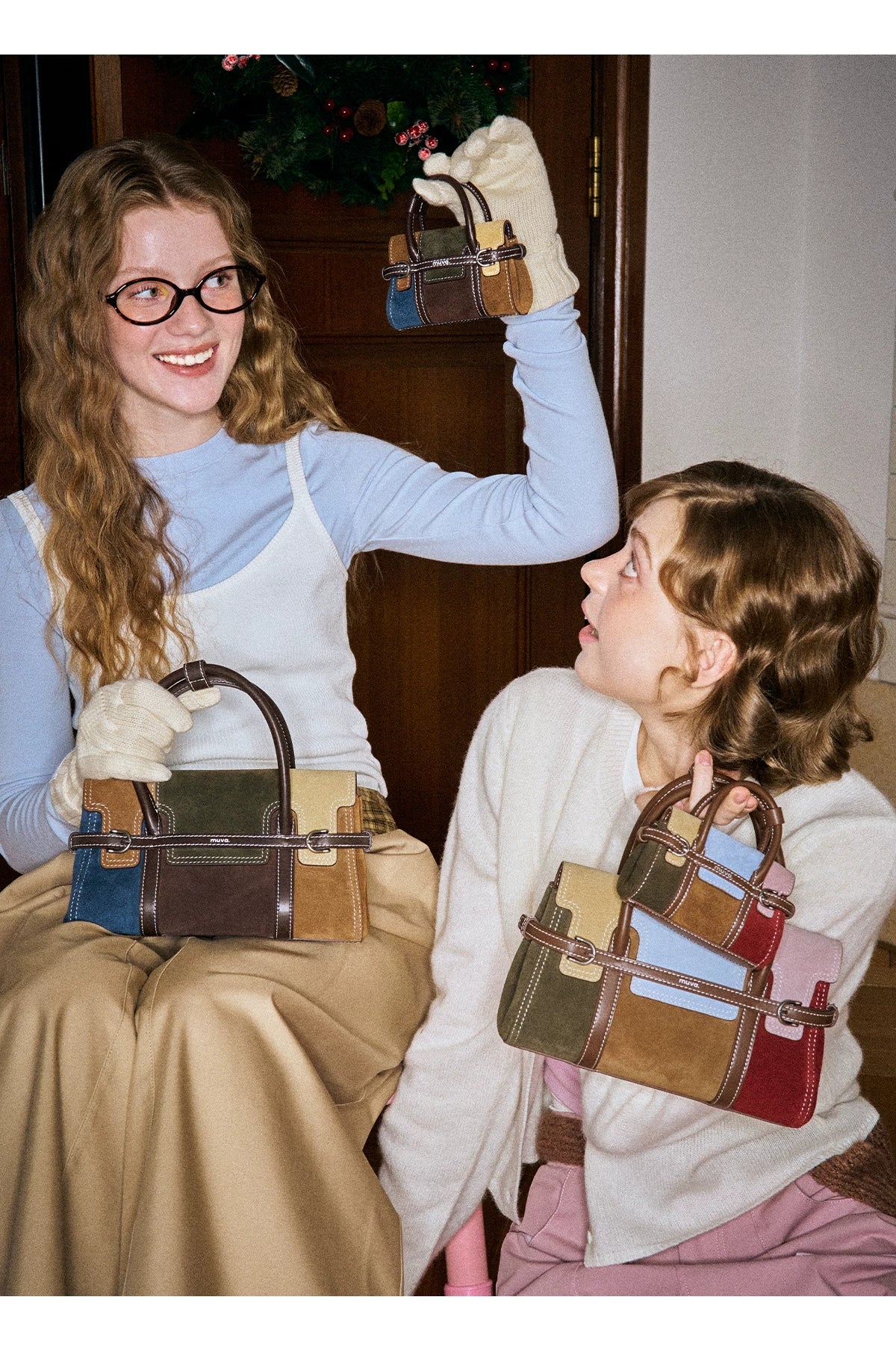 MUVA Leather Color Matching Messenger Small Square Bag