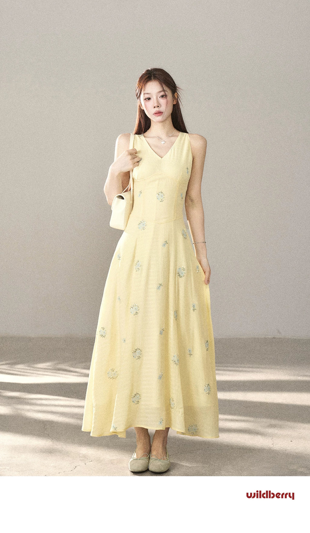 Wildberry Waist V-neck Tank Top Dress