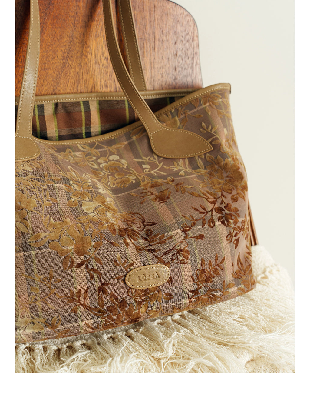 LOSEA Lu Xi All Things Grow Tie-dye flocking large-capacity tote bag