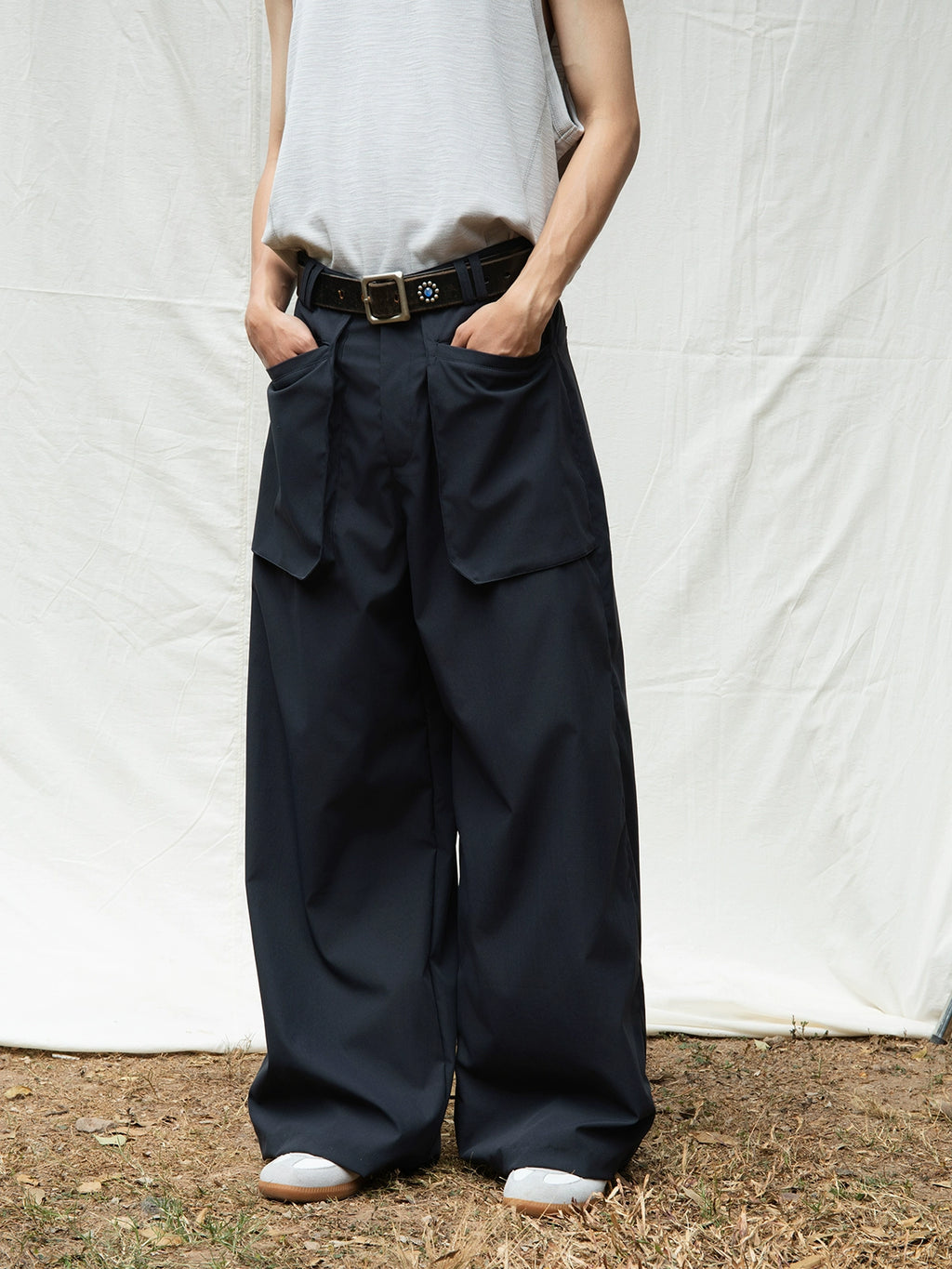 Mentmate Niche Large Pocket Silhouette Overalls