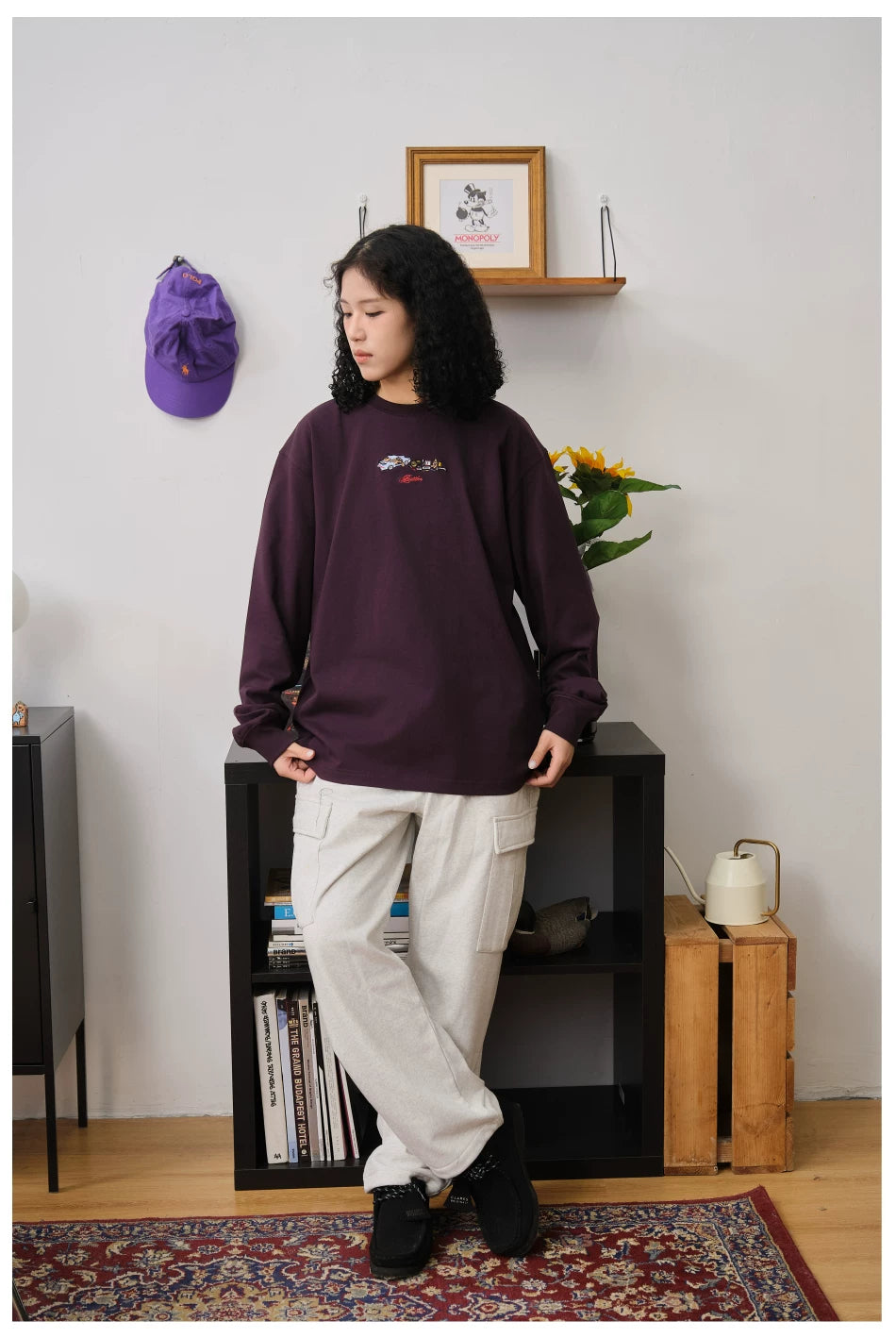 Battles Embroidery Contrast Printing Crew Neck Long Sleeve