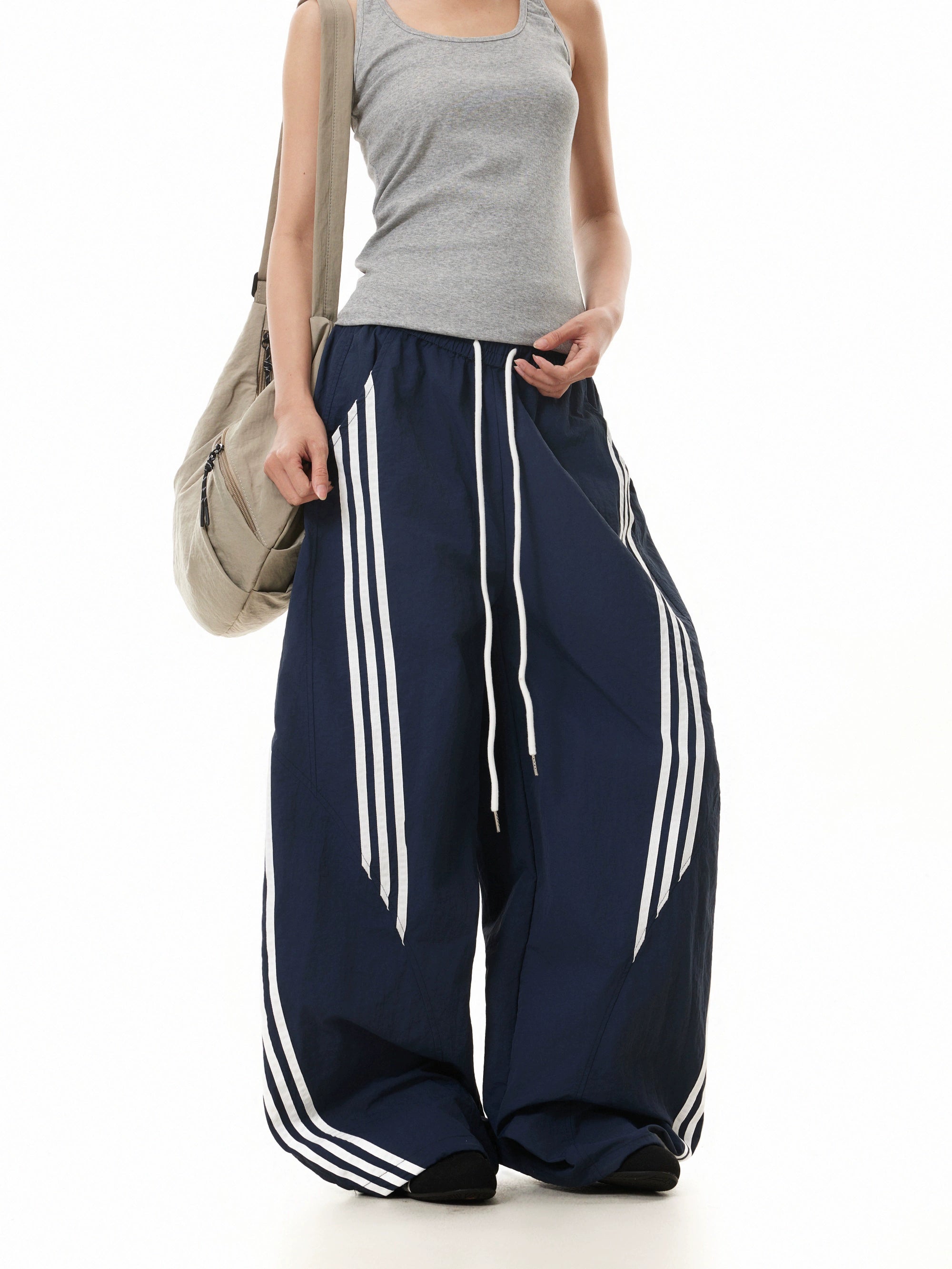 BTSG Retro Three-bar Striped Scimitar Sweatpants