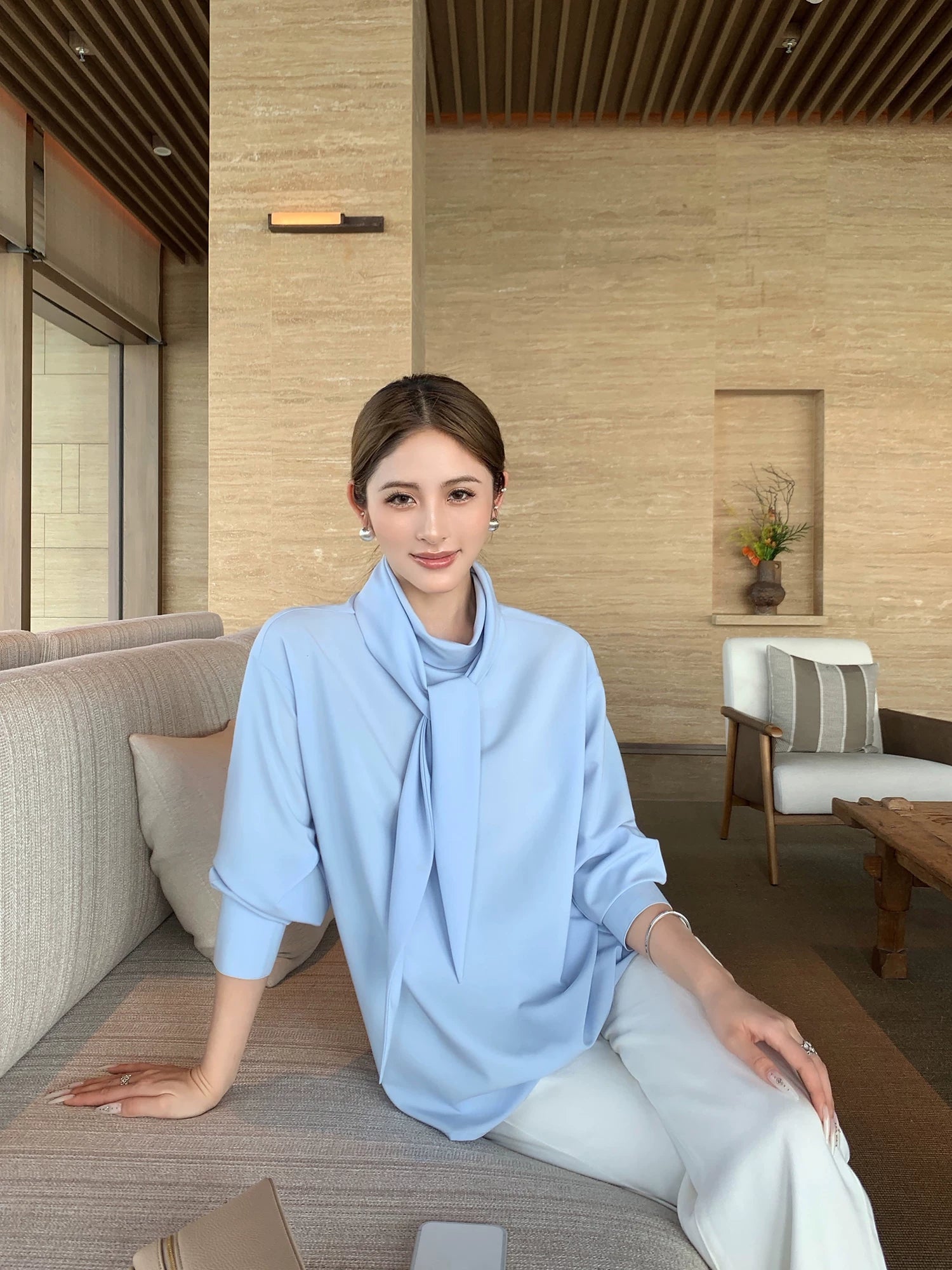 NEVA HU Loose Ribbon Shirt