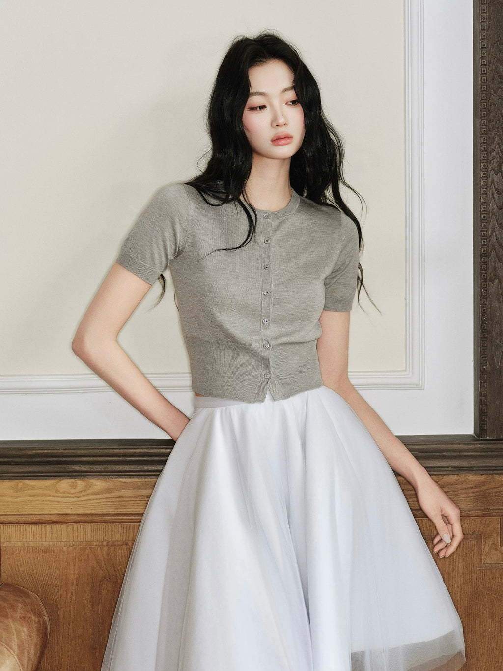Avenement Knitted Round Neck Slim Short Tee
