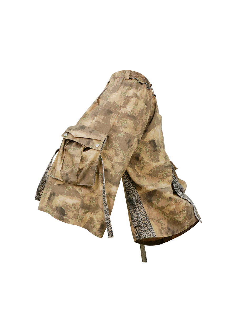 RELABEL Camouflage Leopard Print Splicing Tooling Eight-point Shorts