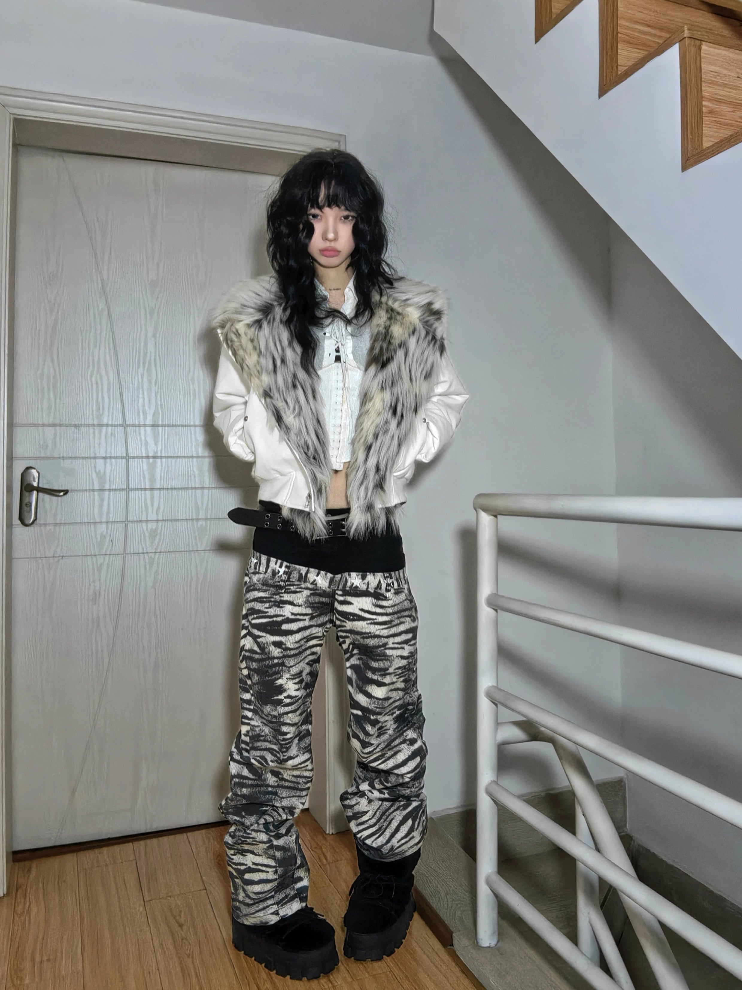 DETW Zebra-striped Slanted Waist Straight Stack Visual Jeans