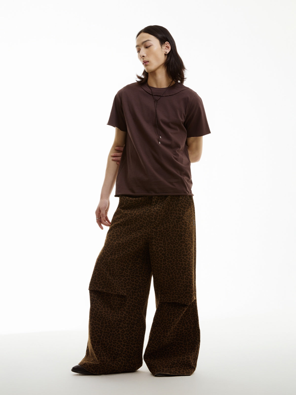 FUNKYFUN Cutting and Splicing Rear Flag Pendulum Design Tee