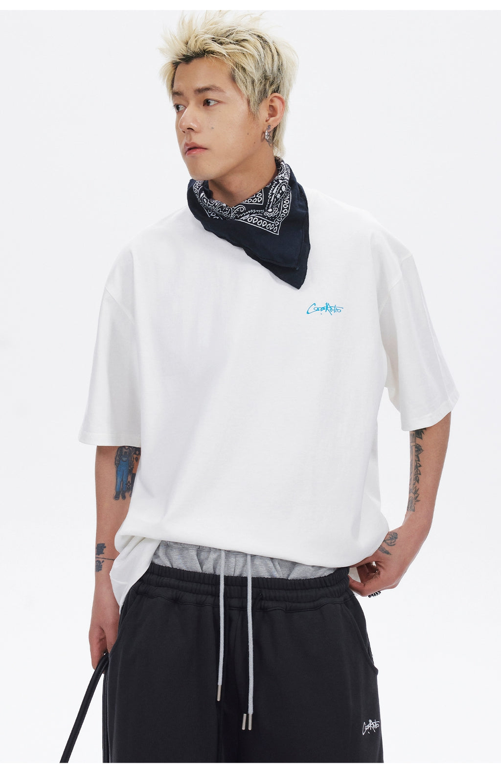 CoosRetro Retro Back Gecko Print Logo Tee