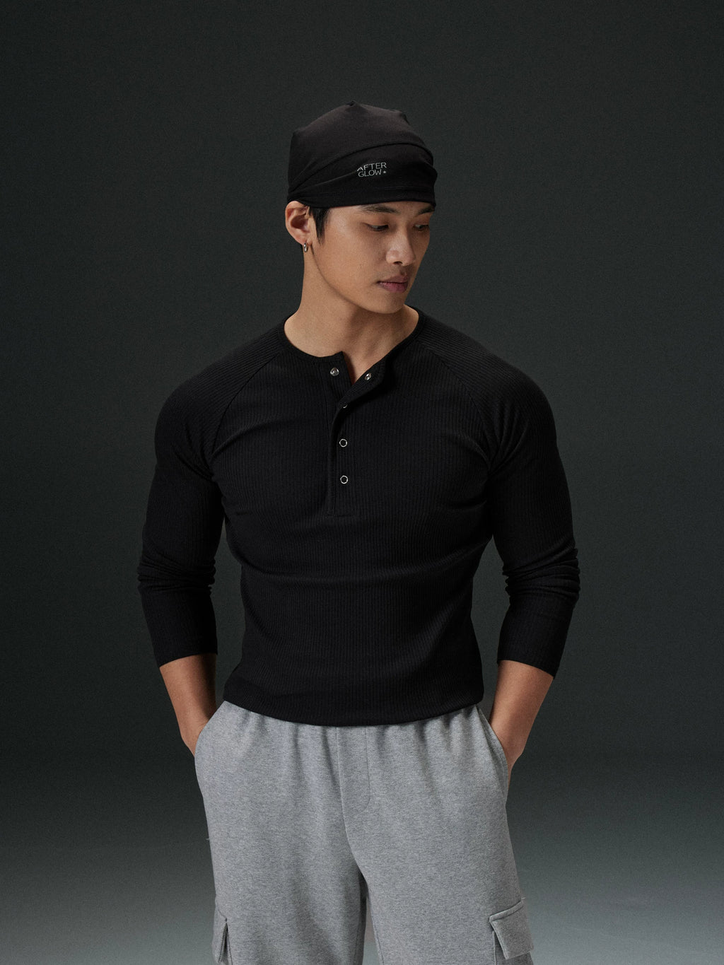 AFTERGLOW Slim Fit High Elastic Bottom Long Sleeve