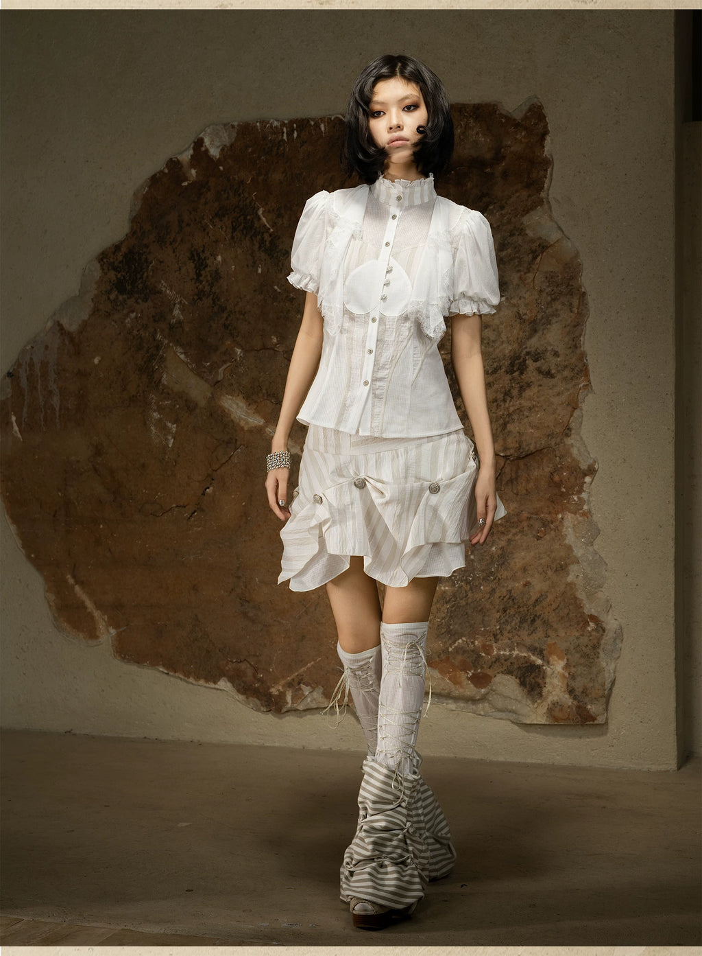 ARIADNAw Retro Bubble Sleeve Waist and Thin Shirt