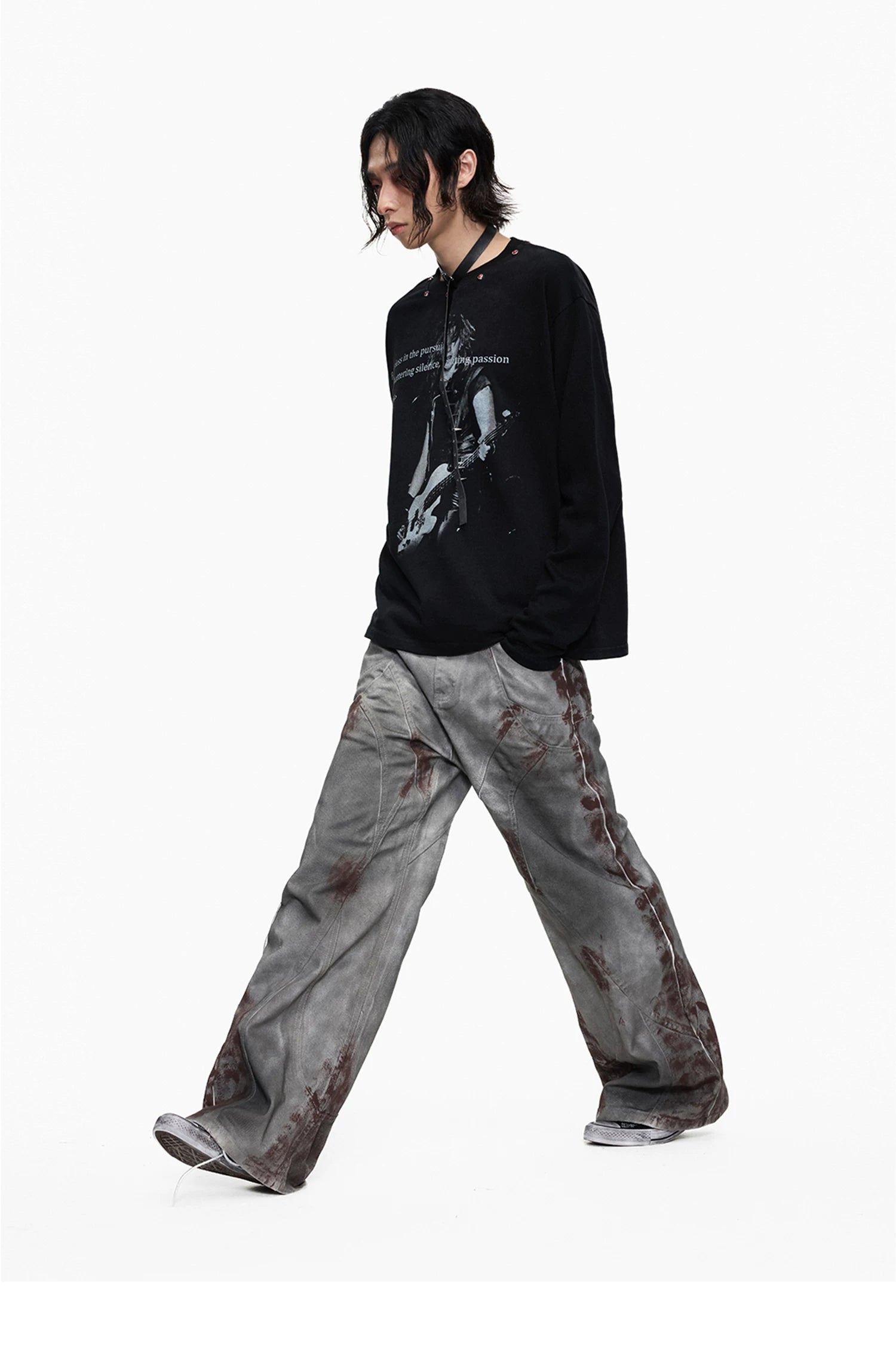 Lightinus Guitar Figure Slogan Print Riveted Long Sleeves