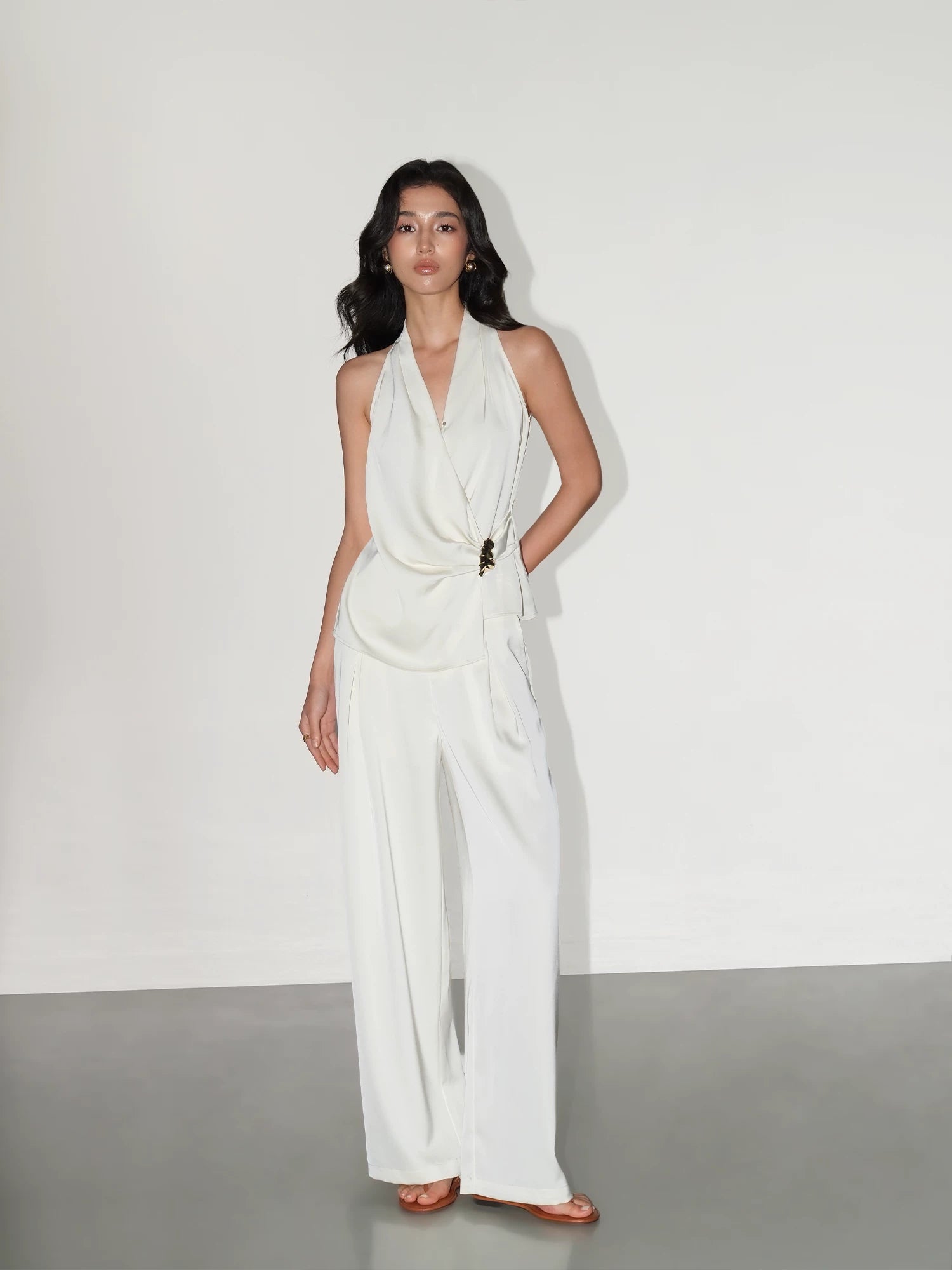 NEVA HU Pleated Satin V-neck Neck Vest Wide-leg Pants Set