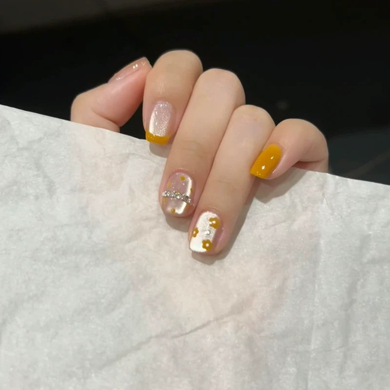 CoCo Small Flower Cat Eye Handmade Manicure Wear Nail