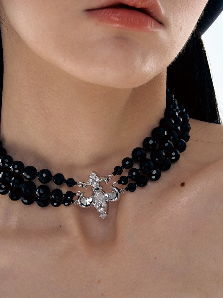 1JINN Iris Black Onyx Necklace
