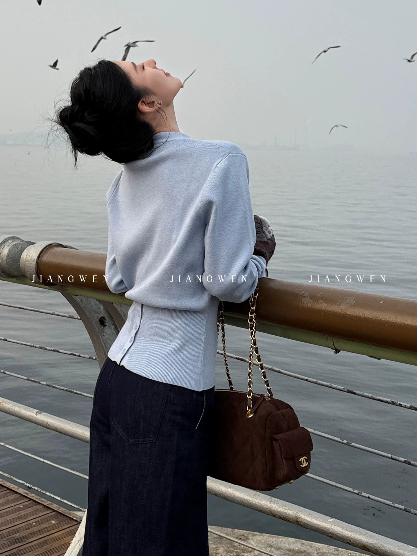 Jiang Wen V-neck Waist and Thin Knitted Cardigan