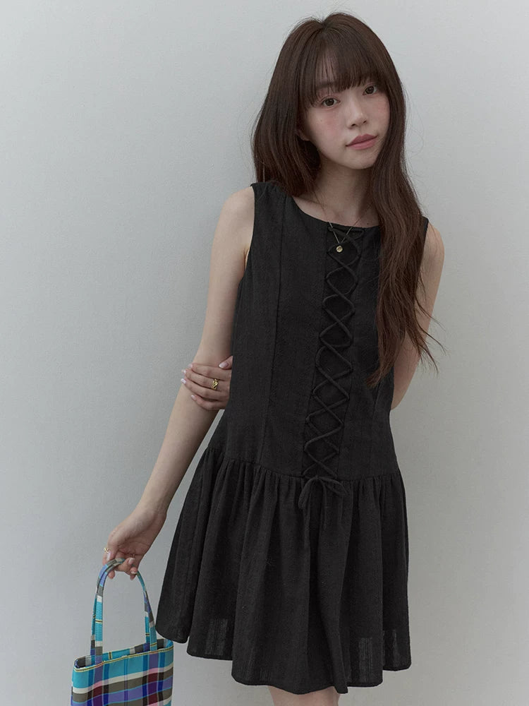 VOOE Drawstring Pleated Dress