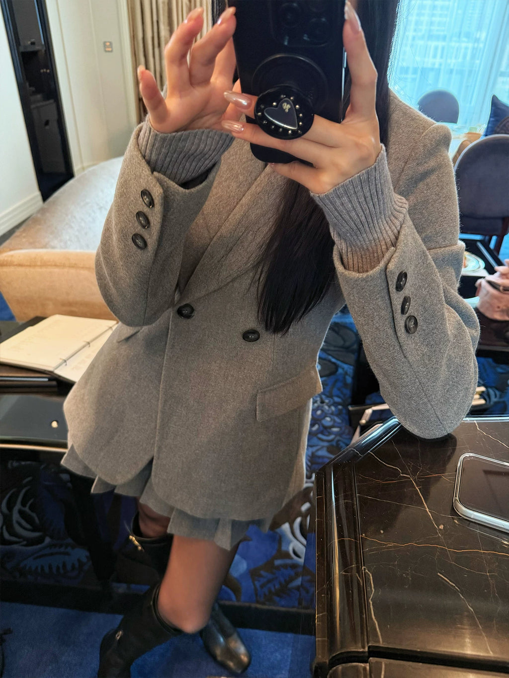 YOUNG KYLIN Pleated Skirt Blazer