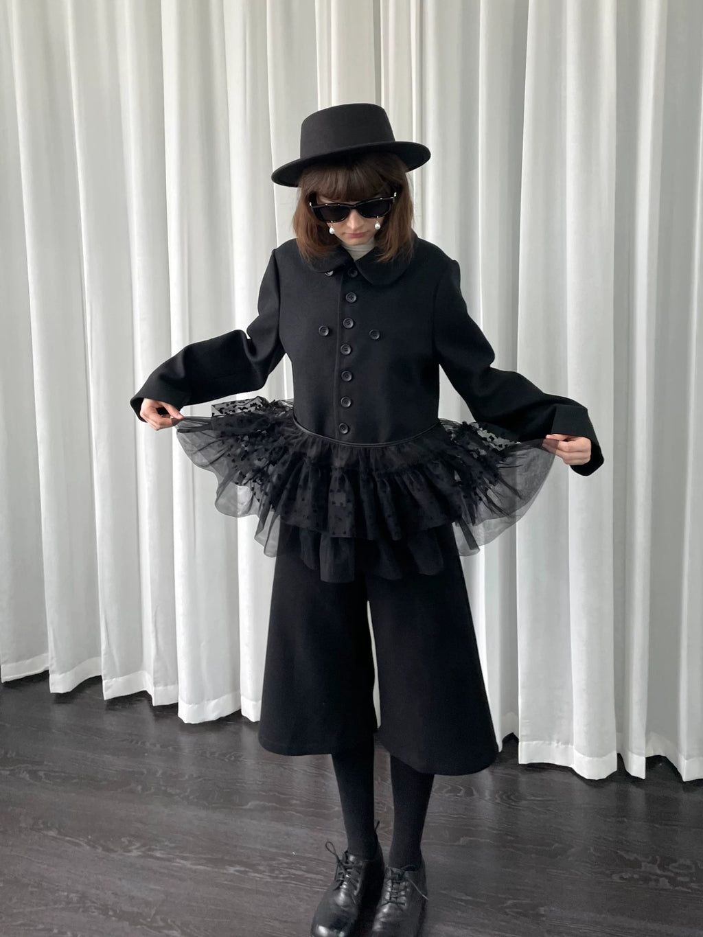 Loosesmell Multilayer Mesh Lace-Up Shawl Cape