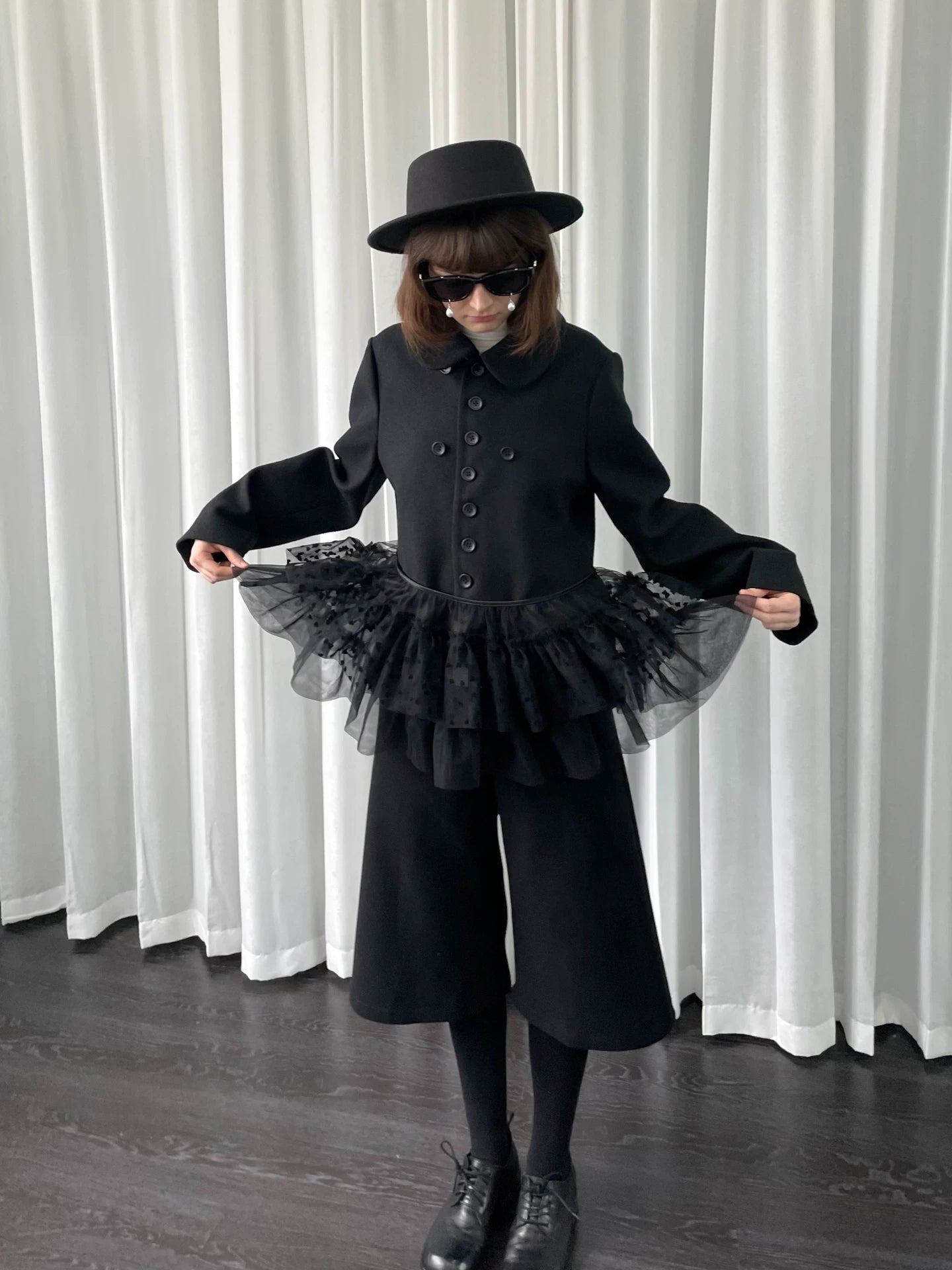 Loosesmell Multilayer Mesh Lace-Up Shawl Cape