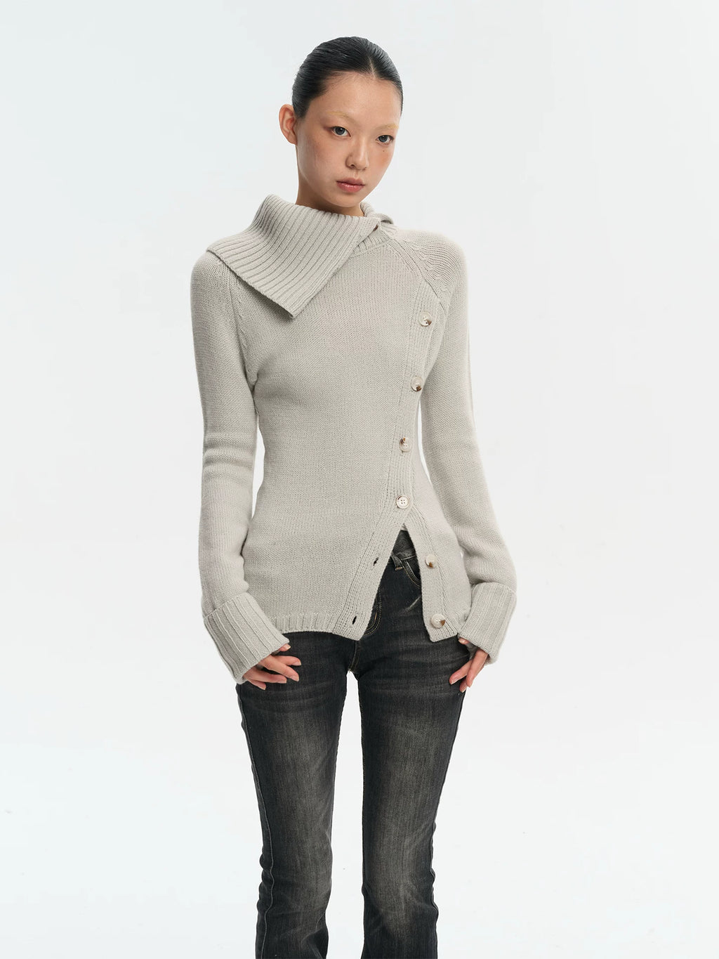 LINY LIBERTY Vintage Turtleneck Slim-fit Knitted Sweater