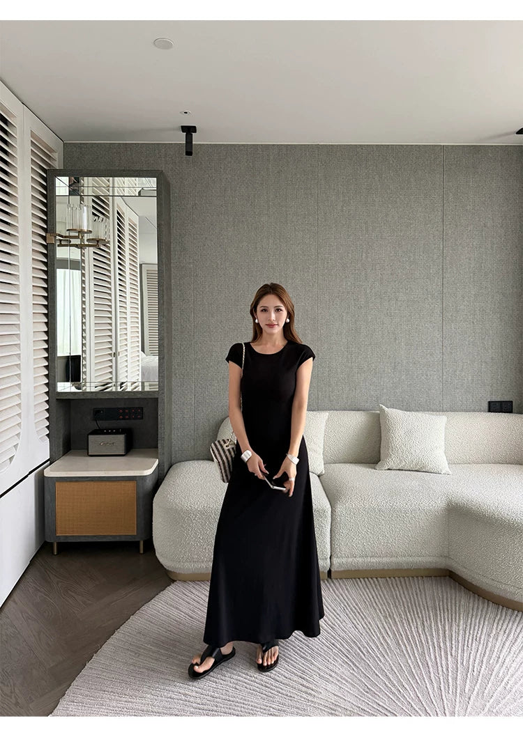 NEVA HU Simple Round Neck Slim-fitting Long Skirt