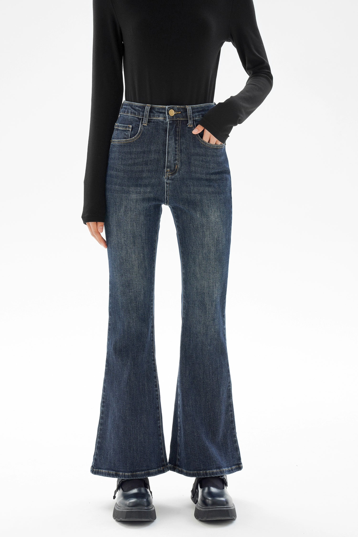 EIGHTHMONTH Slim-fit Denim Flared Straight-leg Pants