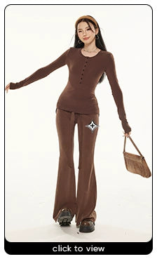 Zero Polished Round Neck with Slim Long Sleeves