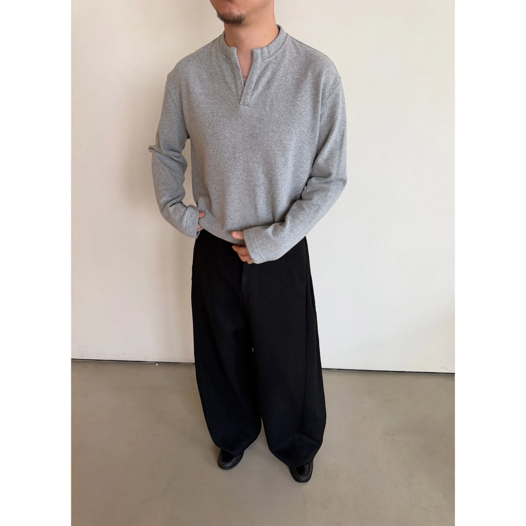 Anniehall Static Luxury V-shaped Split Neck Sweater T-shirt
