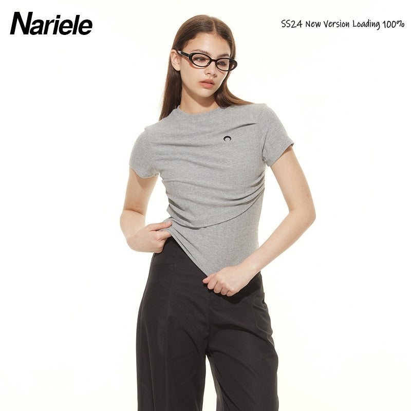 Nariele Crease Design Skinny Crew Neck Tee