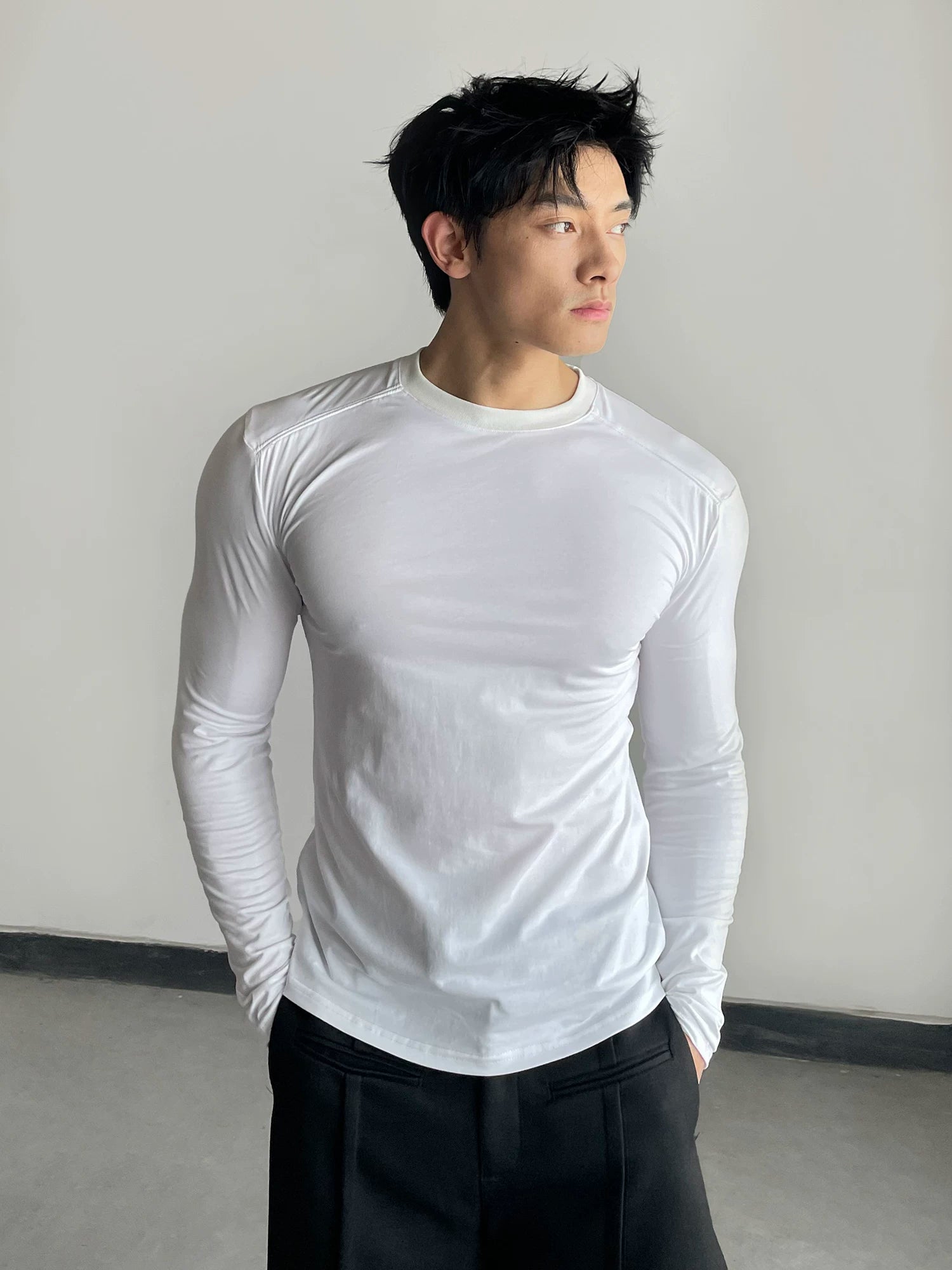 DAY NY High Elastic Front Shoulder Slim Versatile Tee