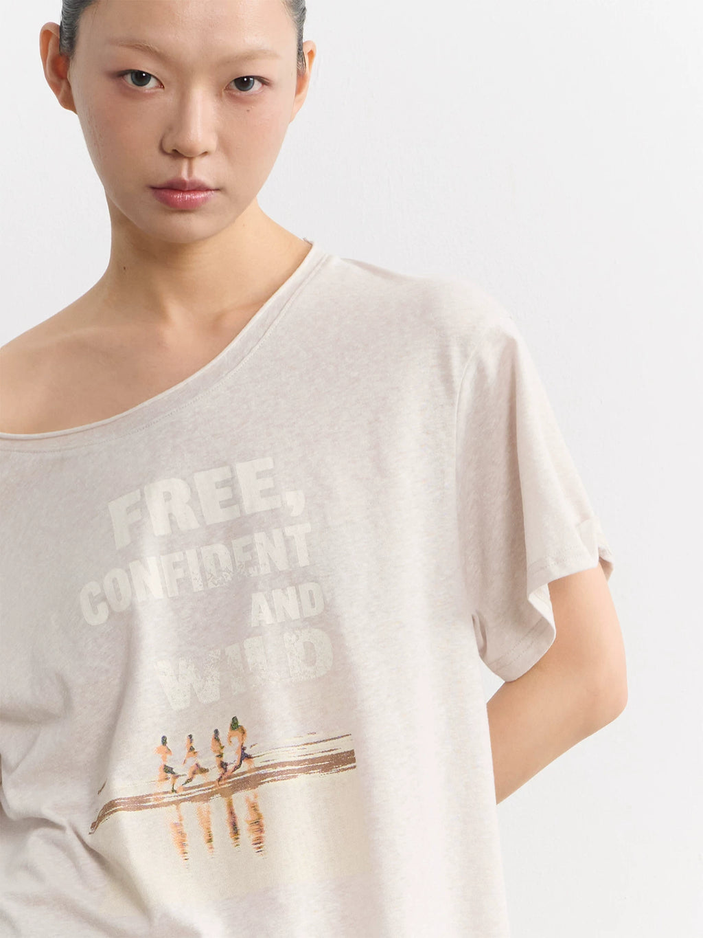 LINY LIBERTY Vintage Curled Round Neck Loose Tee