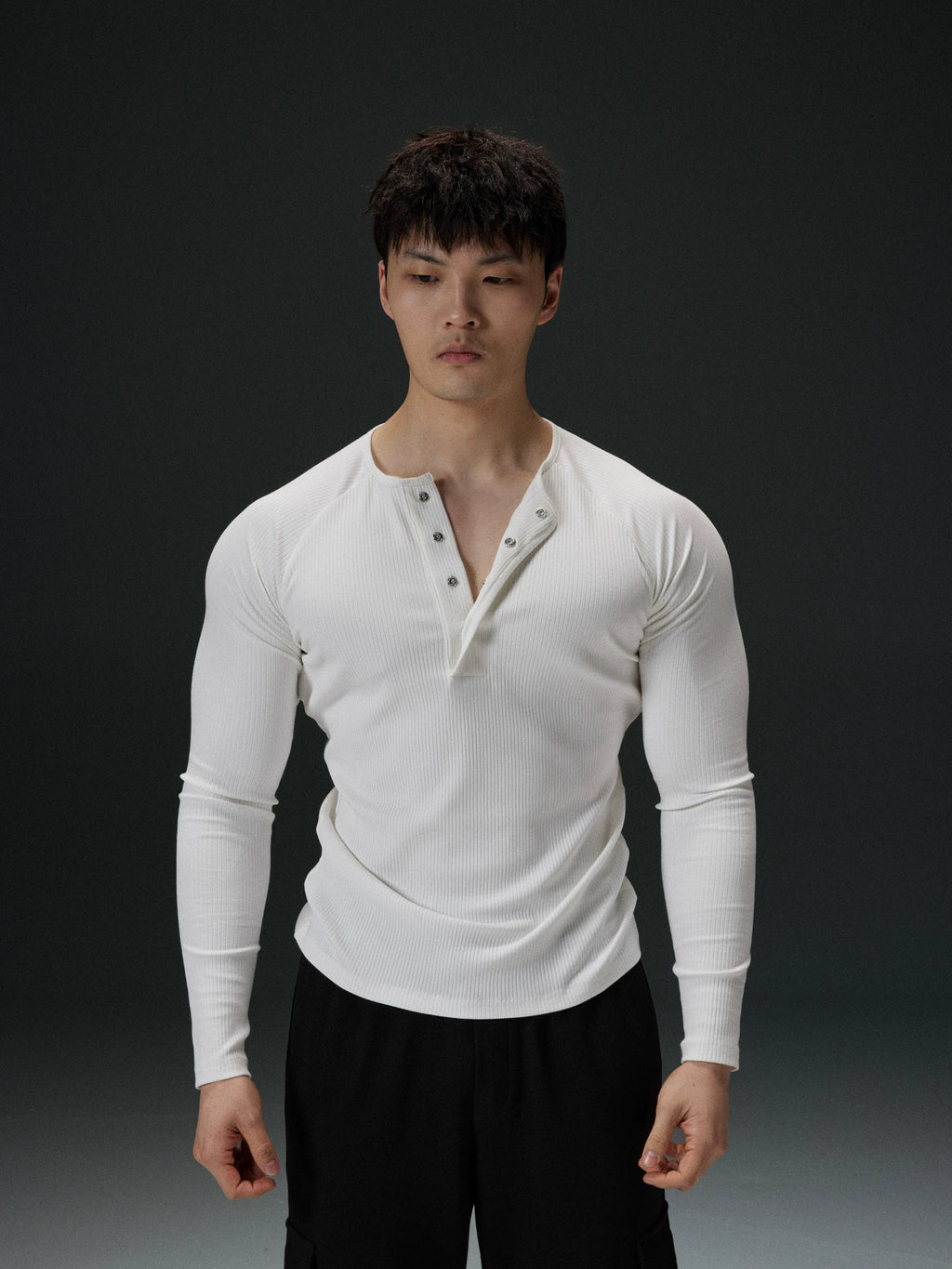 AFTERGLOW Slim Fit High Elastic Bottom Long Sleeve