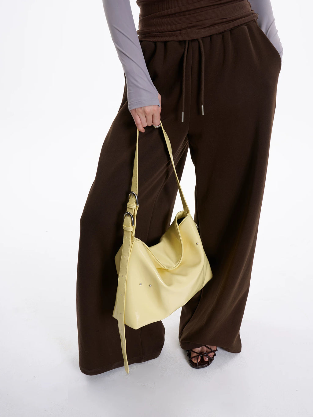 JANDRESS Simple and Versatile Shoulder Messenger Bag