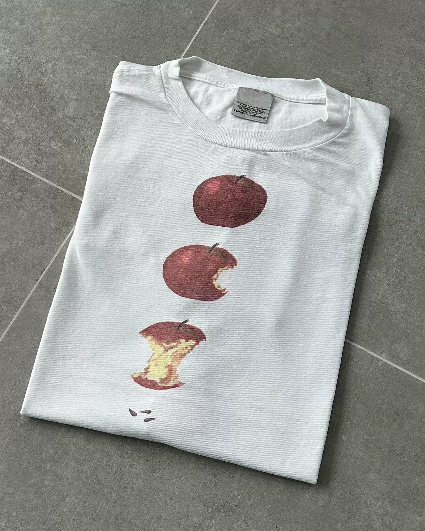 Wang Youbing Apple Printing Loose Casual Tee